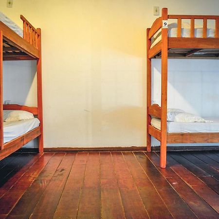 Abraao Hostel Vila do Abraao Bagian luar foto