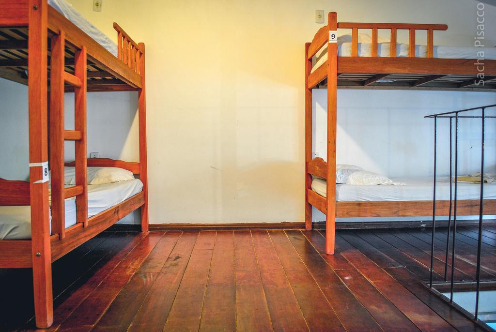 Abraao Hostel Vila do Abraao Bagian luar foto